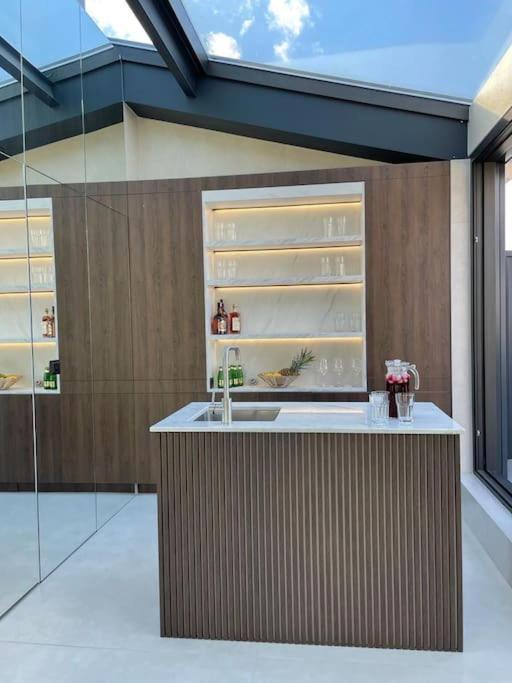 Luxury Penthouse Prishtina Apartment Pristina Exterior photo